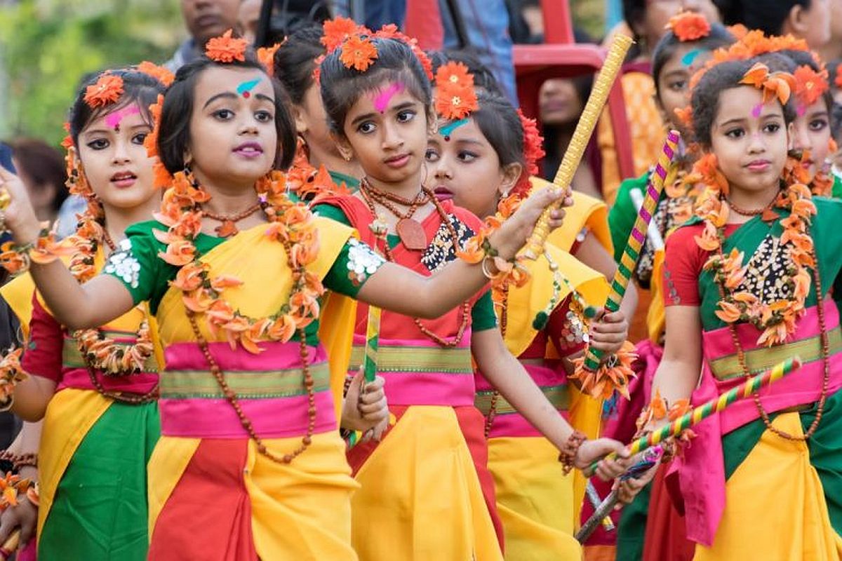 হোলিকা দহন ও দোল উৎসব