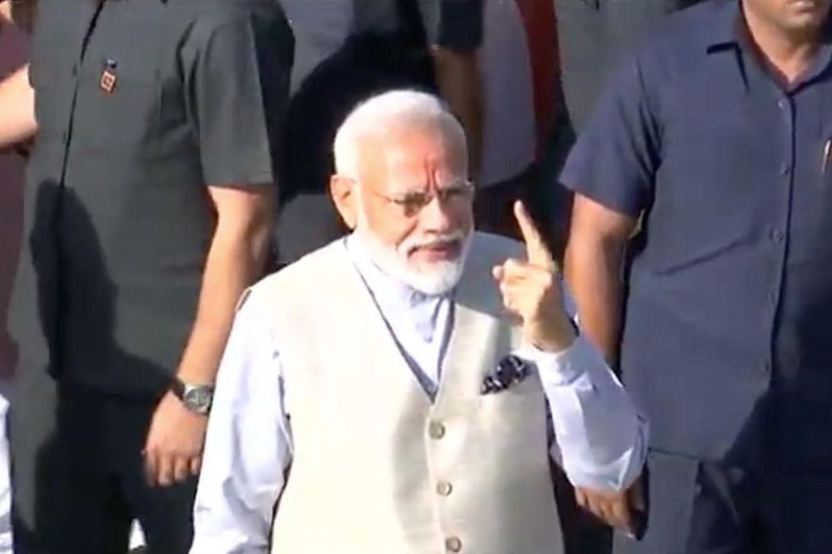 ভোট দিলেন নরেন্দ্র মোদি