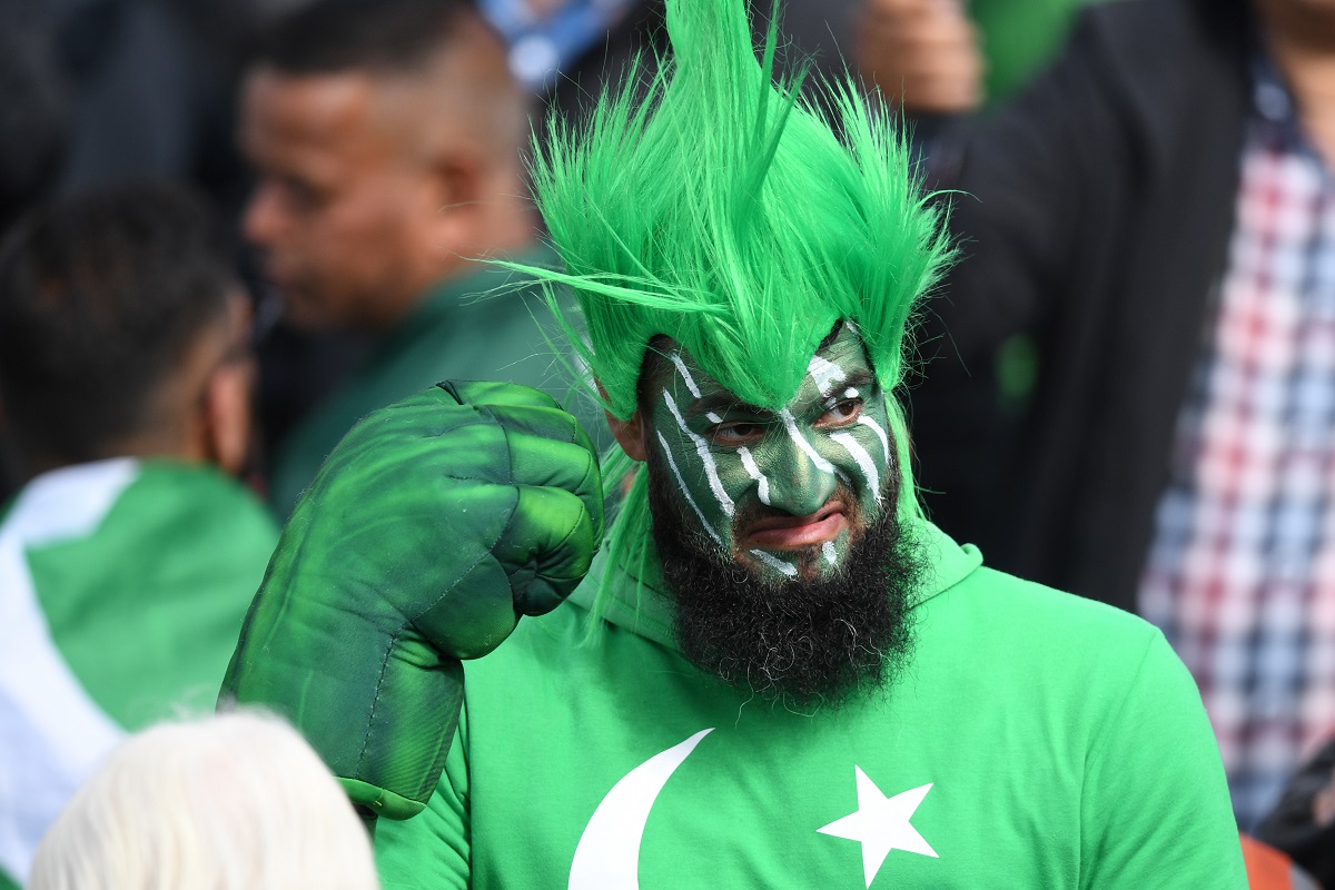 বৃষ্টিতে ভেস্তে গেল পাকিস্তান-শ্রীলঙ্কার ম্যাচ