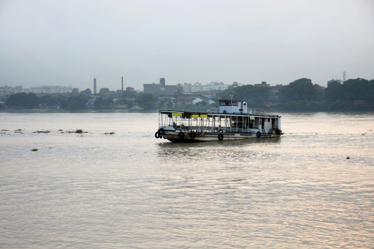 স্টিমারের সংঘর্ষ