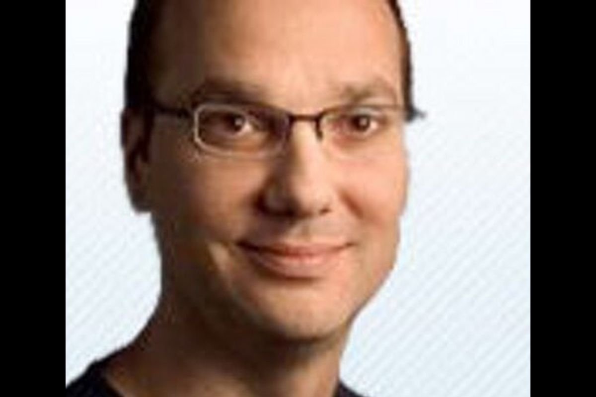 রীতিমতাে যৌনচক্র চালাতেন অ্যান্ড্রয়েড-স্রষ্টা, বিস্ফোরক অভিযােগ প্রাক্তন স্ত্রীর