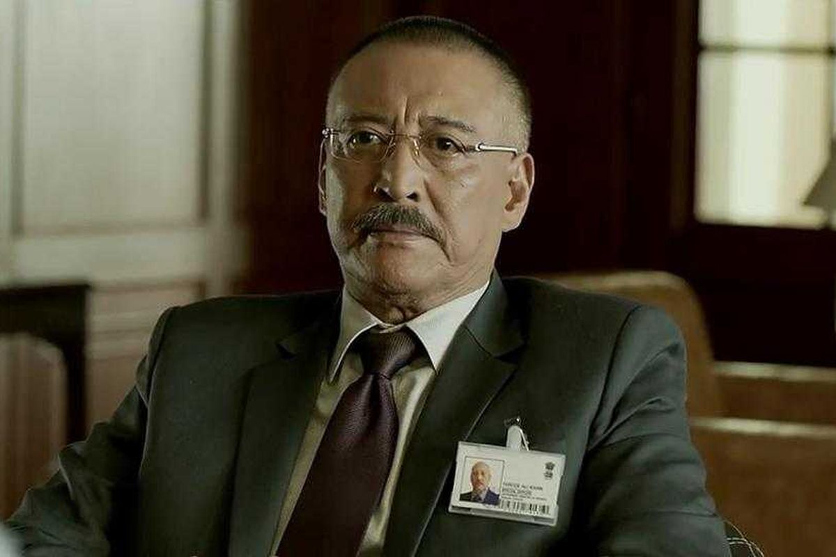 ভিলেন, মোগাম্বো, গুলশন গ্রোভর, প্রেম চোপড়া, ড্যানি ডেনজংপা, আমজাদ খান, অমরিশ পুরি, গব্বর সিং, মিস্টার ইন্ডিয়া