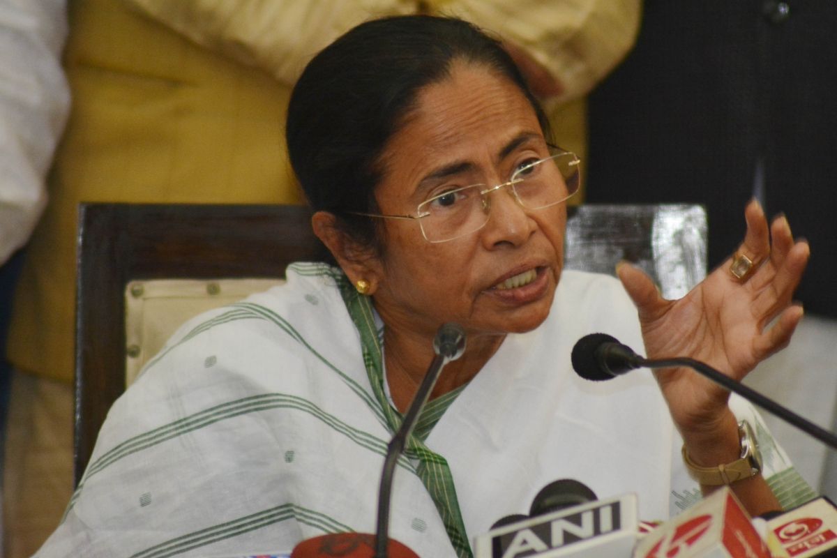 বাংলায় এনআরসি করতে দেওয়া হবে না, বাম-কংগ্রেসকে একসঙ্গে আন্দোলনের ডাক মমতার
