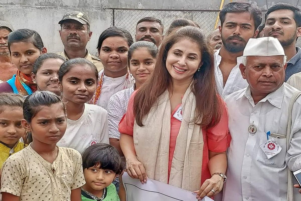 কংগ্রেসের হাত ছাড়লেন ঊর্মিলা