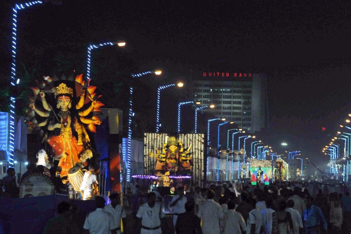 বাংলাদেশে পুজো বেড়েছে, এবারের স্লোগান ‘ধর্ম যার যার উৎসব সবার’
