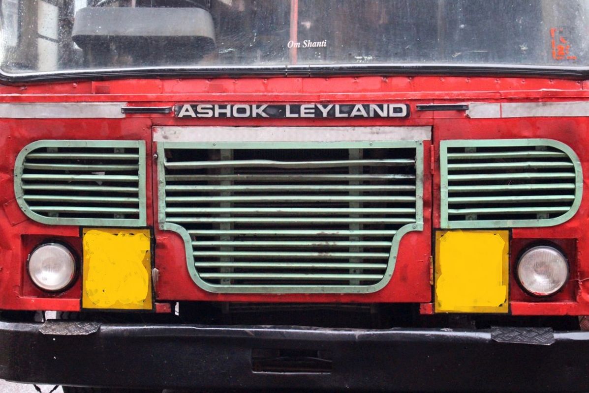 মারুতির পর উৎপাদন বন্ধ রাখছে অশোক লেল্যান্ড, ছাঁটাই রিয়েল এস্টেটেও