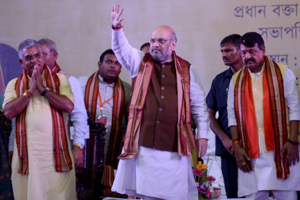 রাজ্যে এসে আতঙ্ক ছড়াচ্ছেন অমিত শাহ, তোপ অমিত মিত্র ও পার্থ চট্টোপাধ্যায়ের