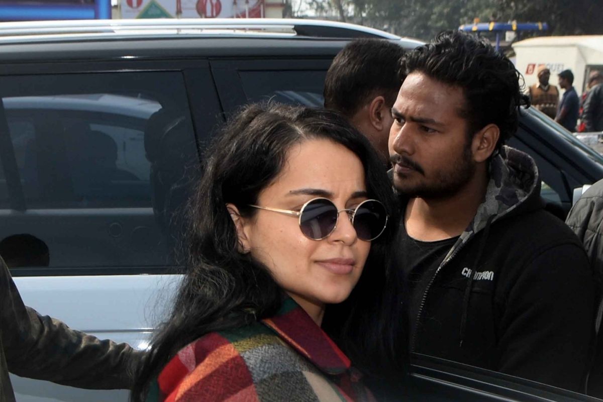 ইন্দিরার মতো মহিলারাই নির্ভয়ার খুনির মতো ধর্ষকদের জন্ম দেয় : কঙ্গনা রানাওয়াত