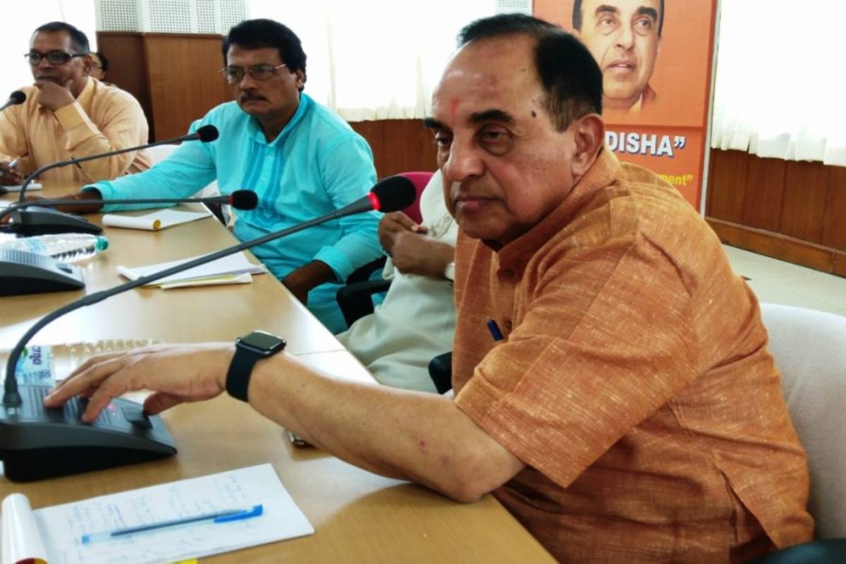 নোটে লক্ষ্মীর ছবি ছাপালেই বদলে যাবে অর্থনীতি, মোদিকে পরামর্শ সুব্রহ্মণ্যম স্বামীর