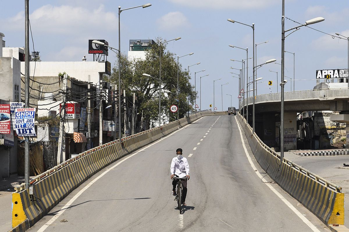 মুম্বই ও পুনেতে লকডাউন চলতে পারে জুন পর্যন্ত