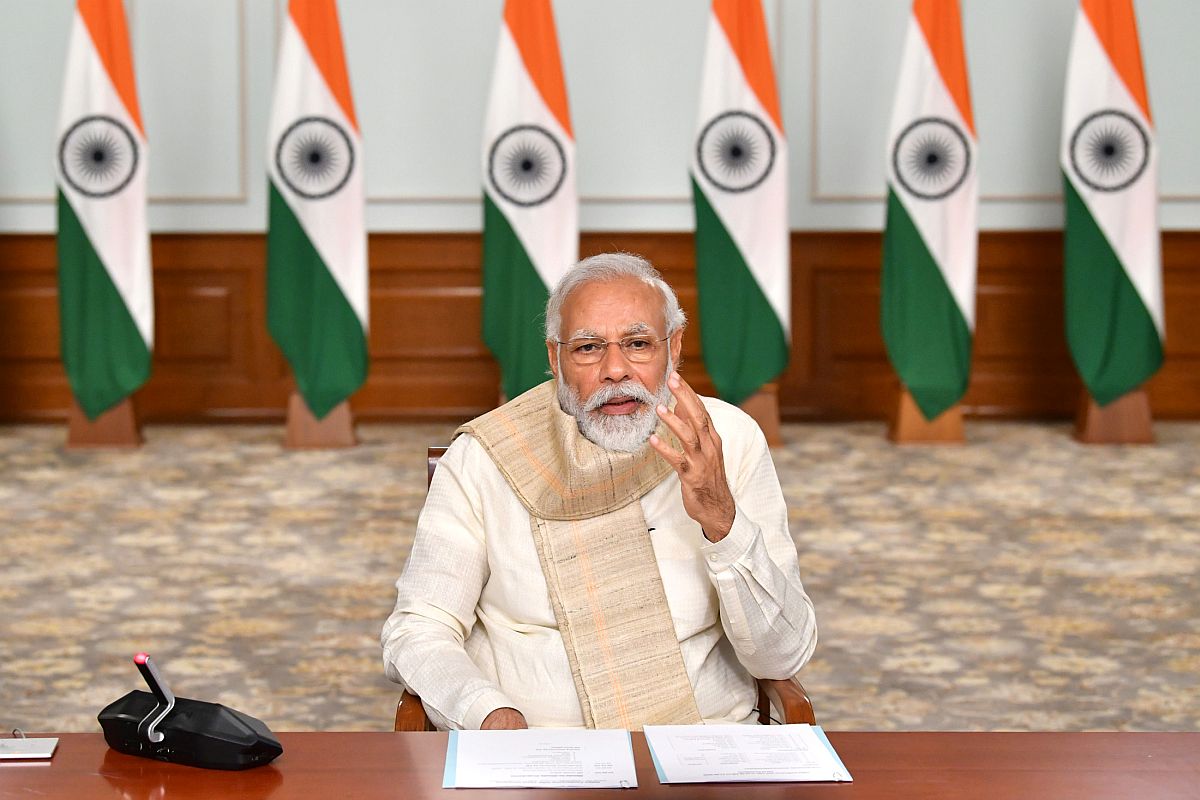 প্রধানমন্ত্রীর মন্তব্য ঘিরে বিরোধীদের ক্ষোভ তুঙ্গে