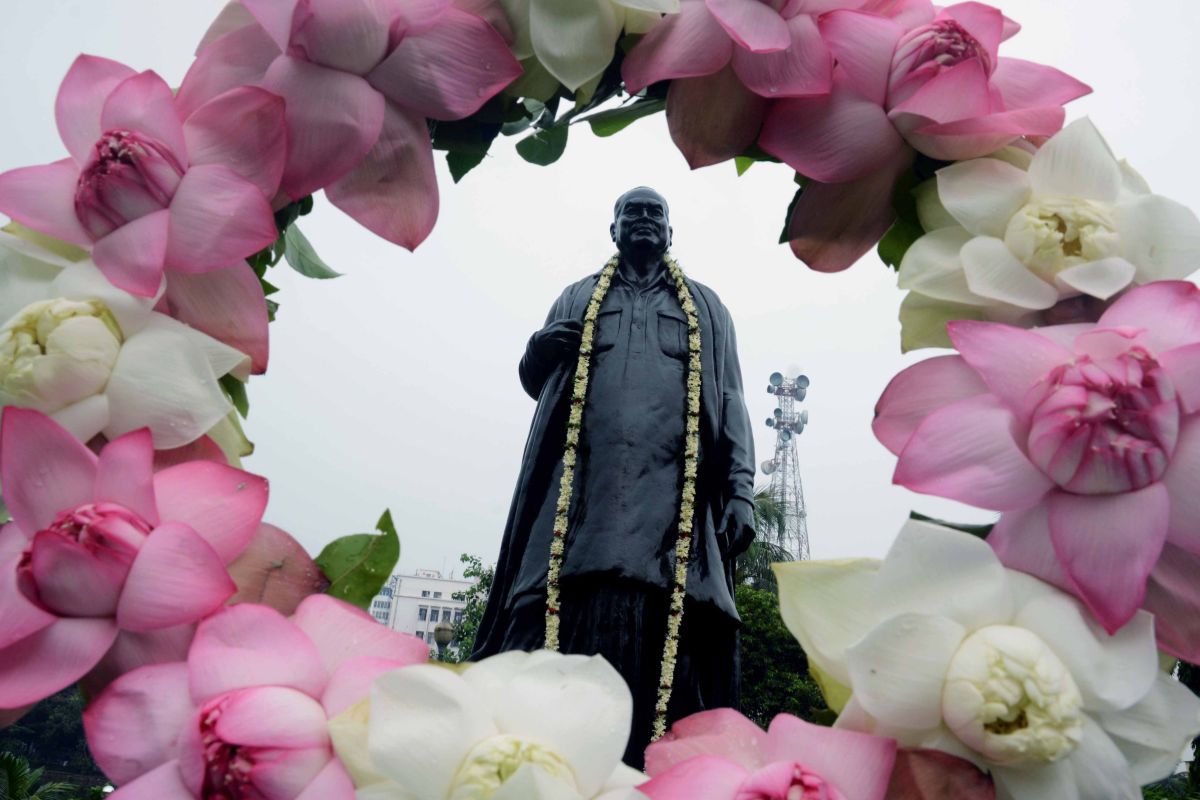 বিধান-স্মরণে এই প্রথম আমন্ত্রিত বামেরা