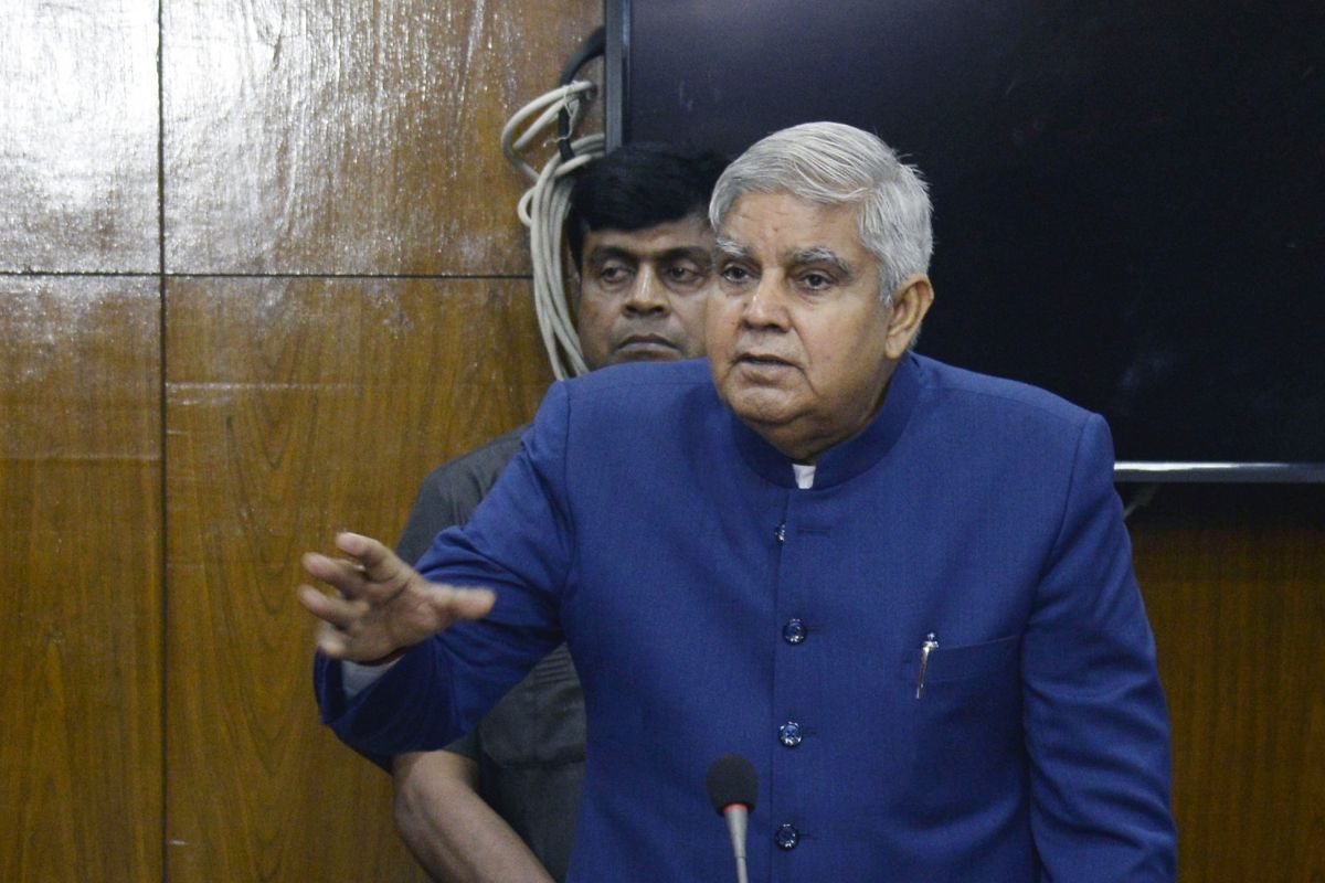 বীরভূমের শহিদের বাড়িতে এসে মুখ্যমন্ত্রীর প্রশংসায় পঞ্চমুখ