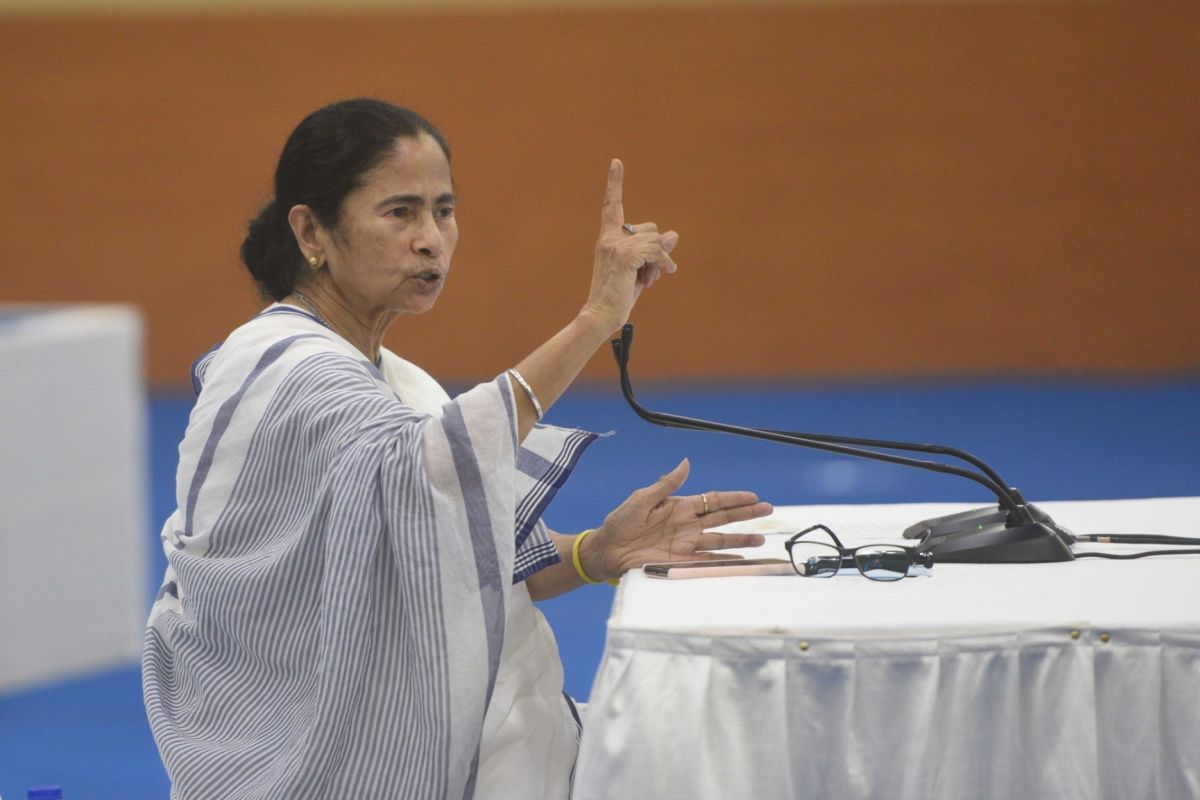 কলেজ-বিশ্ববিদ্যালয়ের পরীক্ষা নিয়ে এবার মোদিকে চিঠি মমতার