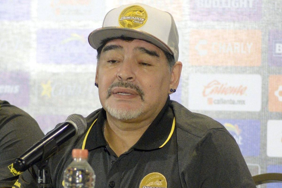 ফুটবলের রাজপুত্র মারাদোনার করোনা রিপোর্ট নেগেটিভ