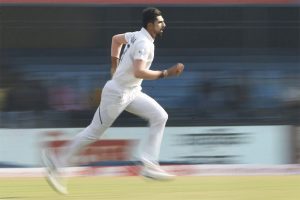 ইশান্তের বদলি ক্রিকেটার চেয়ে আবেদন