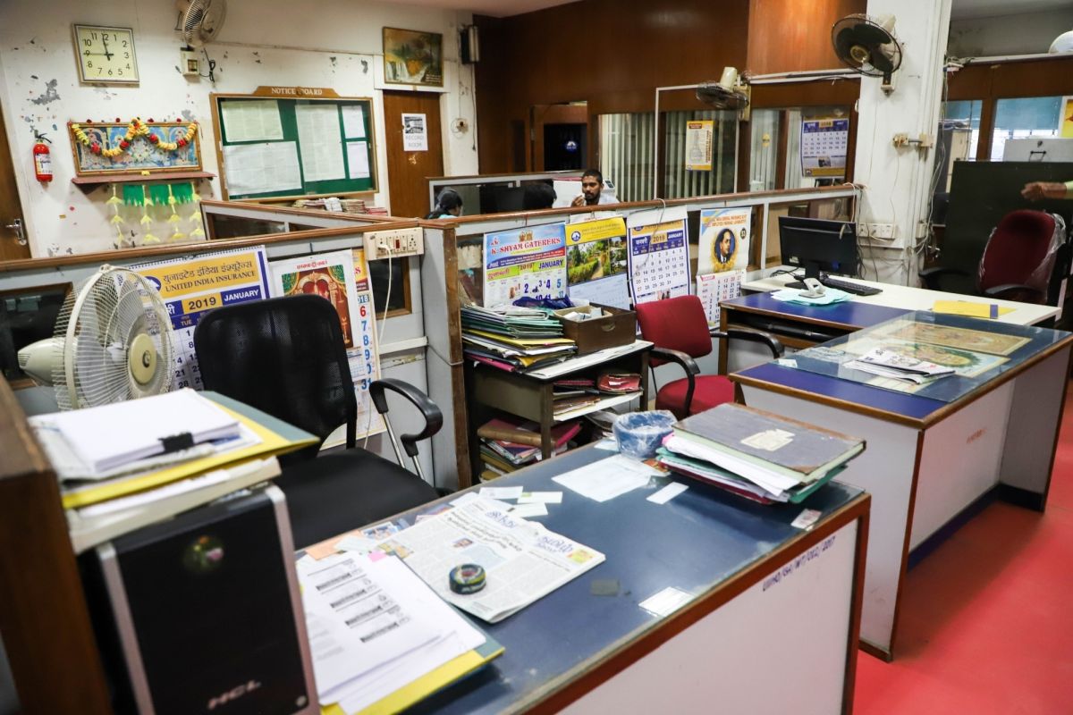 ১২ ঘন্টার কাজের প্রস্তাব কেন্দ্রের