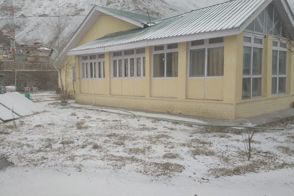 বরফ মােড়া সিমলা, কুল্লু, মানালি আশা দেখছেন হােটেল ব্যবসায়ীরা