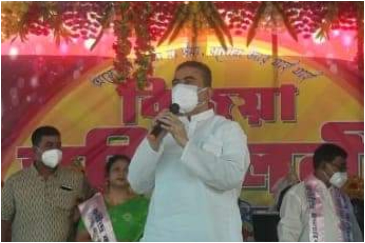 শুভেন্দুর মিছিলে ‘গােলি মারাে’ স্লোগান 