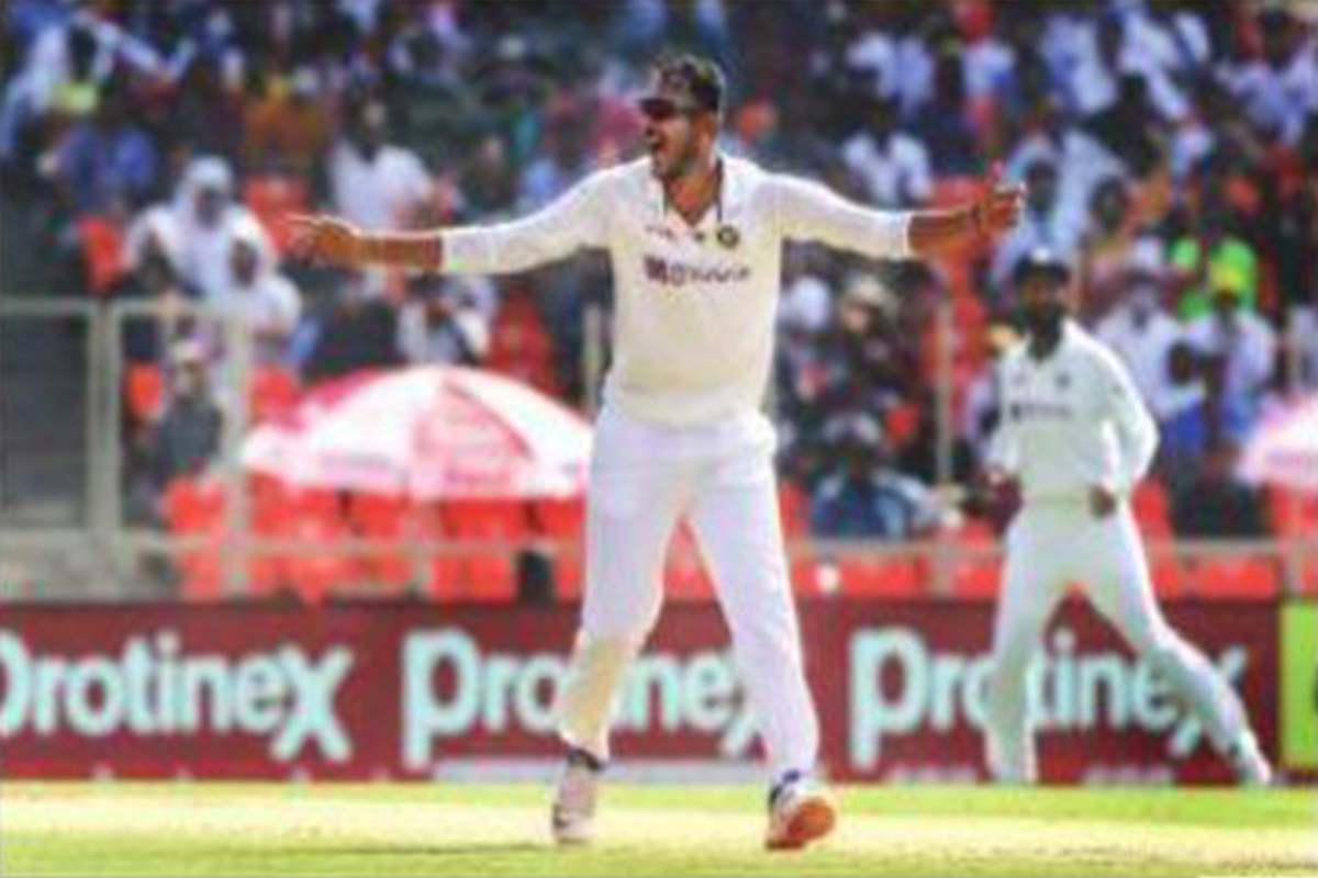 ঘরের ছেলে অক্ষরের নয়া কীর্তি