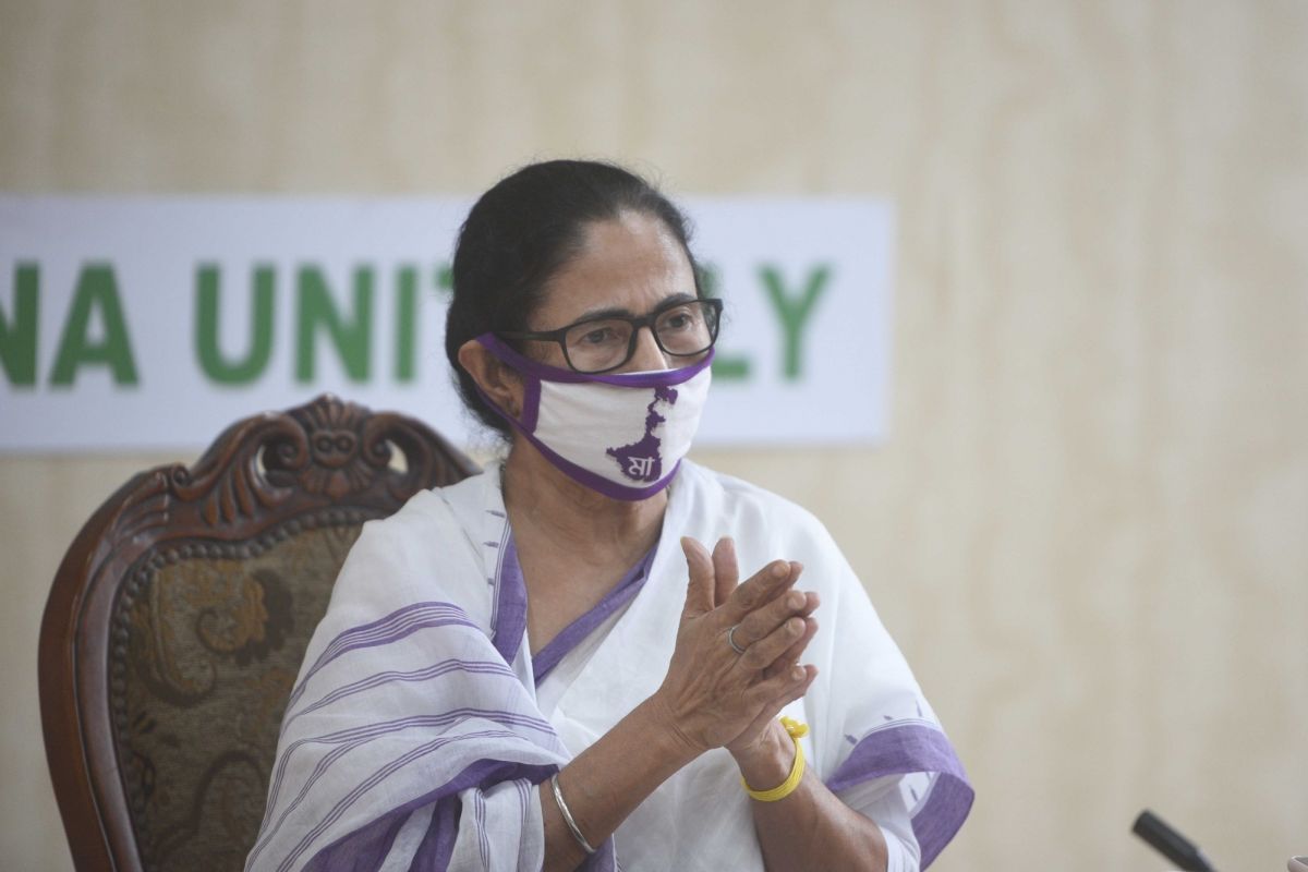 ভােট ঘােষণার আগেই শ্রমিকদের মজুরি বৃদ্ধির ঘােষণা মুখ্যমন্ত্রীর