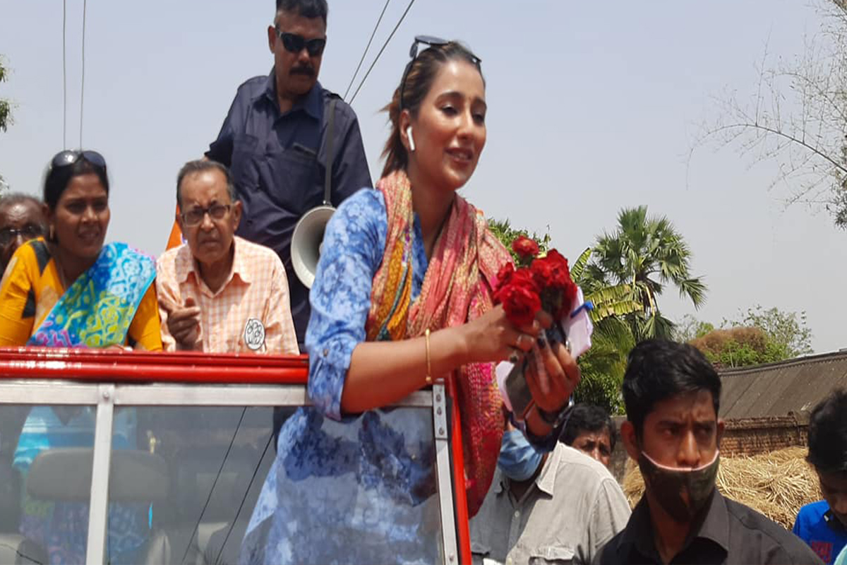 সায়ন্তিকার সম্পত্তি! একটি মার্সিডিজ গাড়ি, আর মাত্র ৪৩ হাজার টাকা