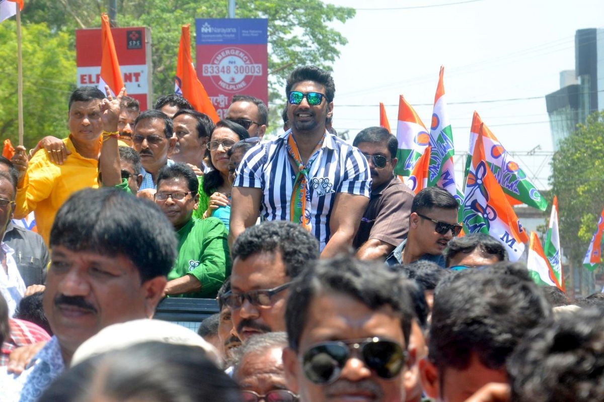 হােক সুন্দর মুখের জয়