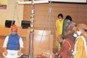 গােশালার গবাদি পশু কল্যাণে দাঁড়িপাল্লার একদিকে রুপানি, অন্যদিকে ৮৫ কিলাে রুপাে