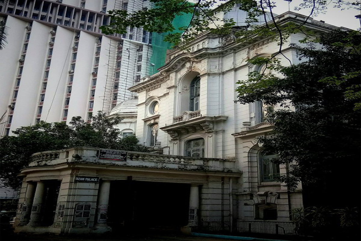 নিজাম প্যালেসে বাহিনীর সঙ্গে ধস্তাধস্তি তৃণমূল কর্মীদের, চললাে ইটবৃষ্টি