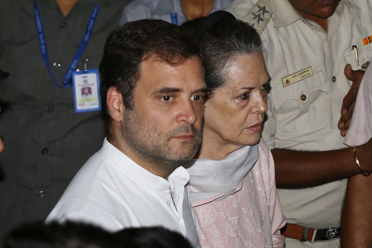 সােনিয়া গান্ধি ভ্যাকসিন নিয়েছেন, বিজেপির এই নিয়ে না ভাবলেও চলবে
