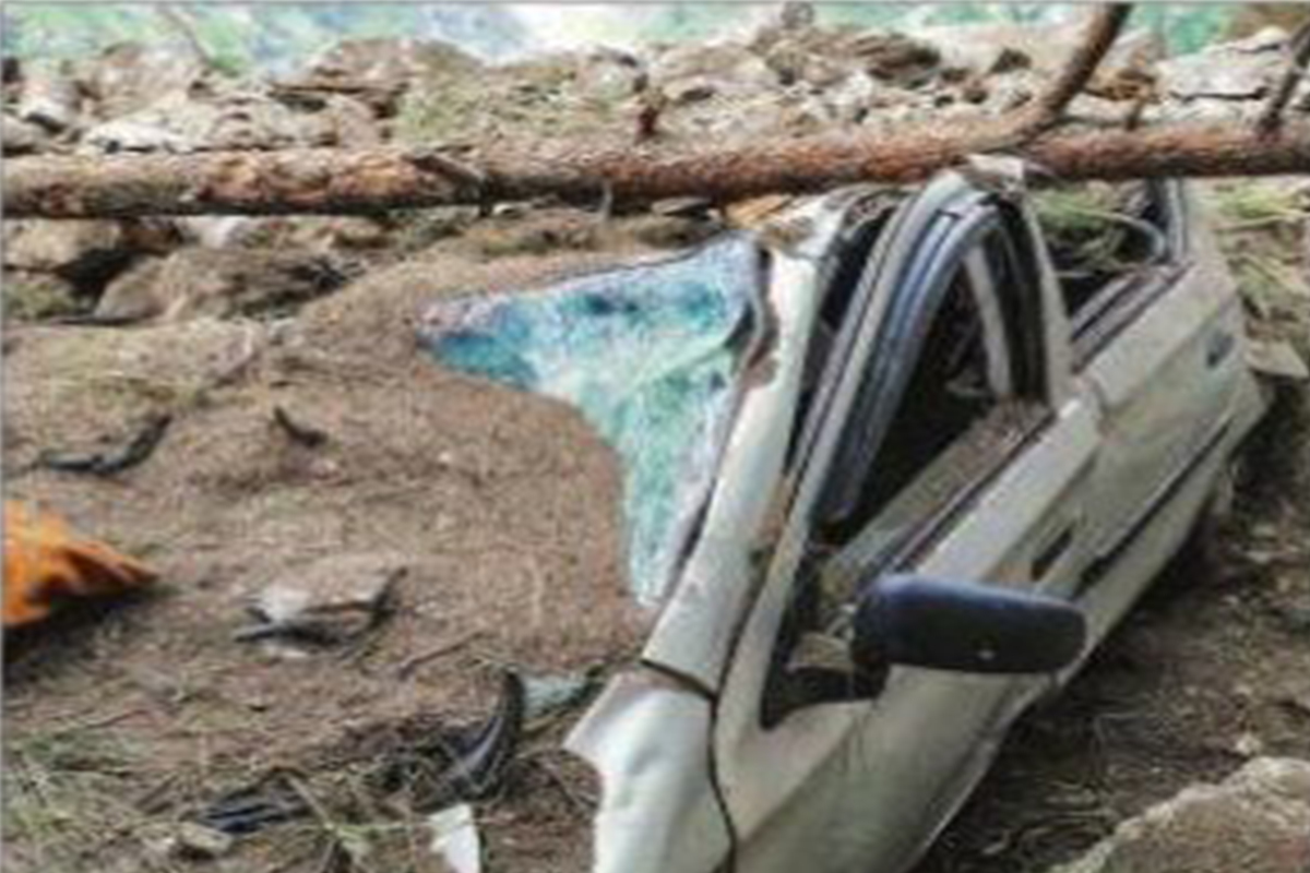 হিমাচলের কিন্নরে পাহাড় ভেঙে পড়ল বাসের উপর, মৃত ১১ যাত্রী