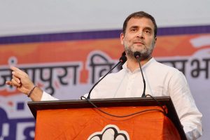 রাহুলের বিতর্কিত পােস্ট মুছল টুইটার