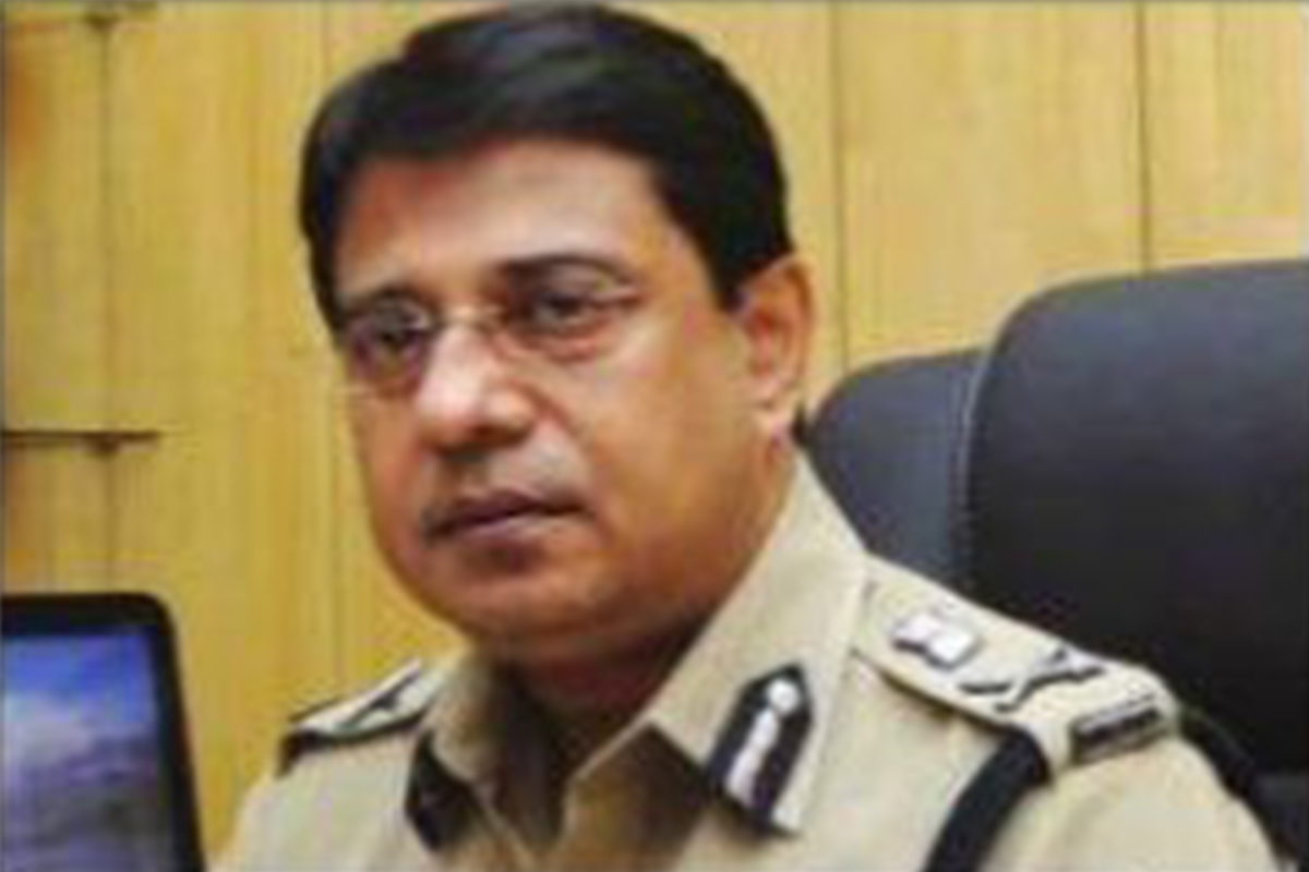 ‘মুখ্যমন্ত্রী পদক’ পাচ্ছেন কলকাতার পুলিশ কমিশনার সৌমেন মিত্র