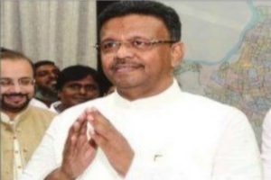 প্রত্যাবর্তনে ফিরহাদই