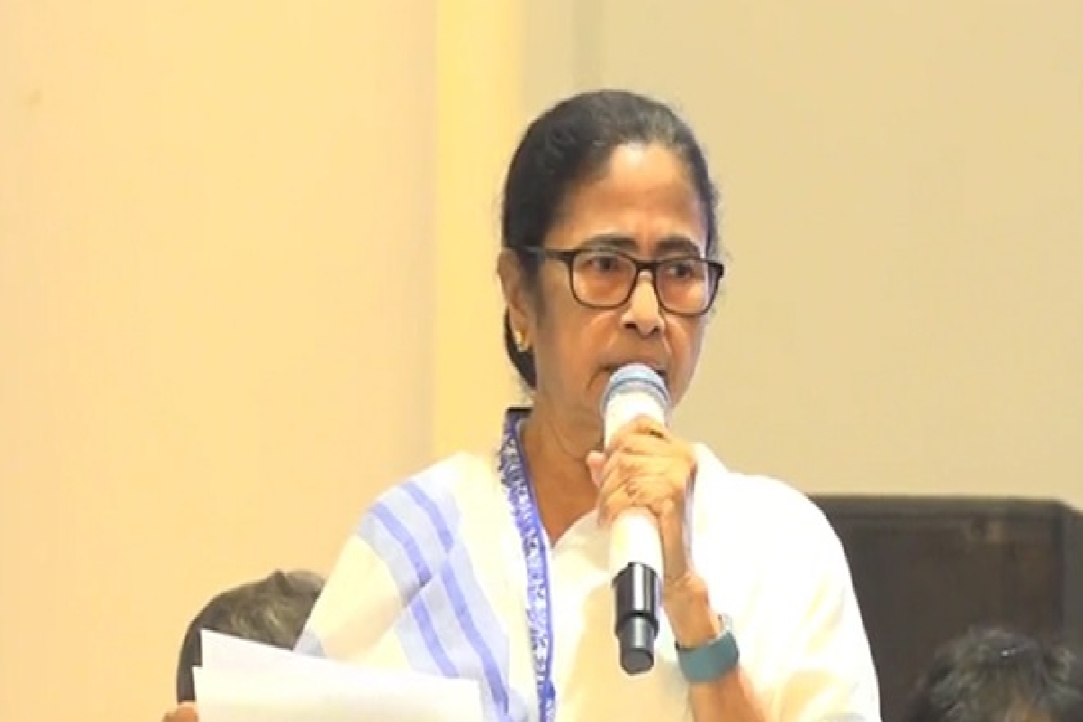 “পাশে থাকুন দিল্লী জয় করবোই”: মমতা বন্দ্যোপাধ্যায়