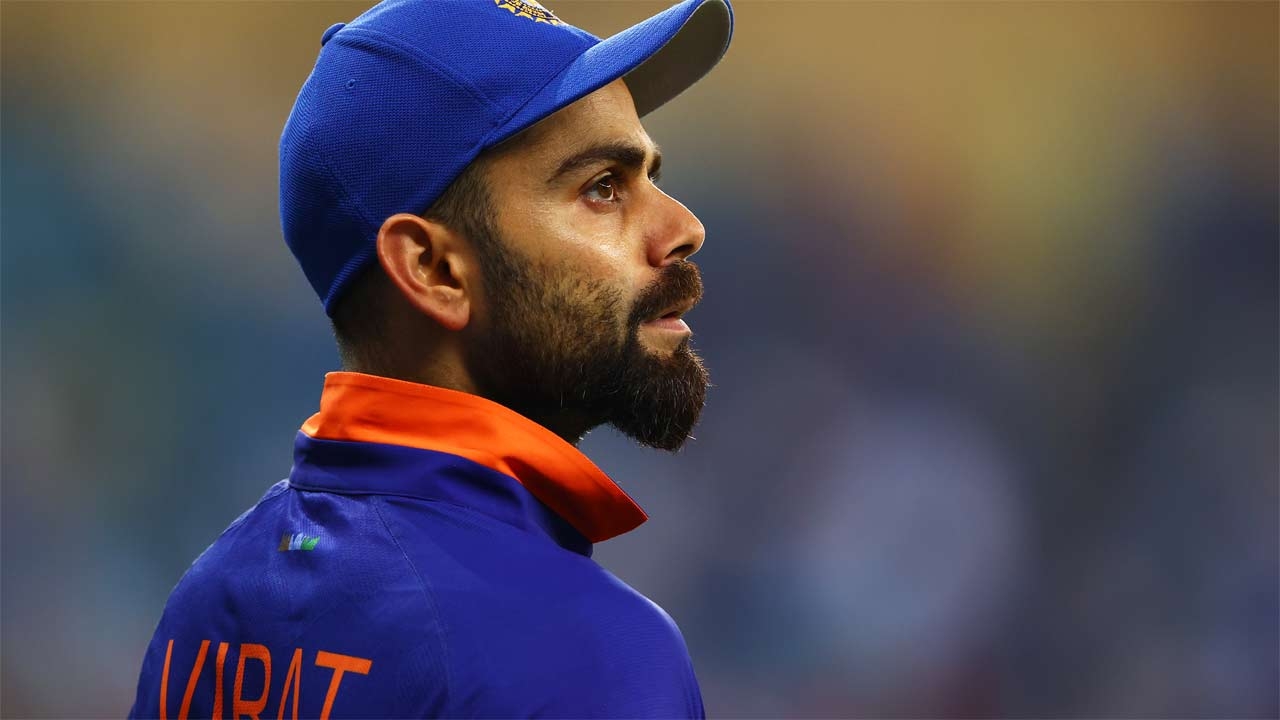 সবাইকে ছাপিয়ে দলের একমাত্র ভরসা এখন বিরাট কোহলি 