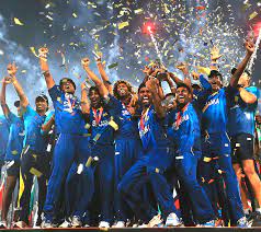 অর্থনৈতিক সংকট কাটিয়ে শ্রীলংকার ক্রিকেটাররা পাচ্ছেন বীরের মতো  সম্মান 