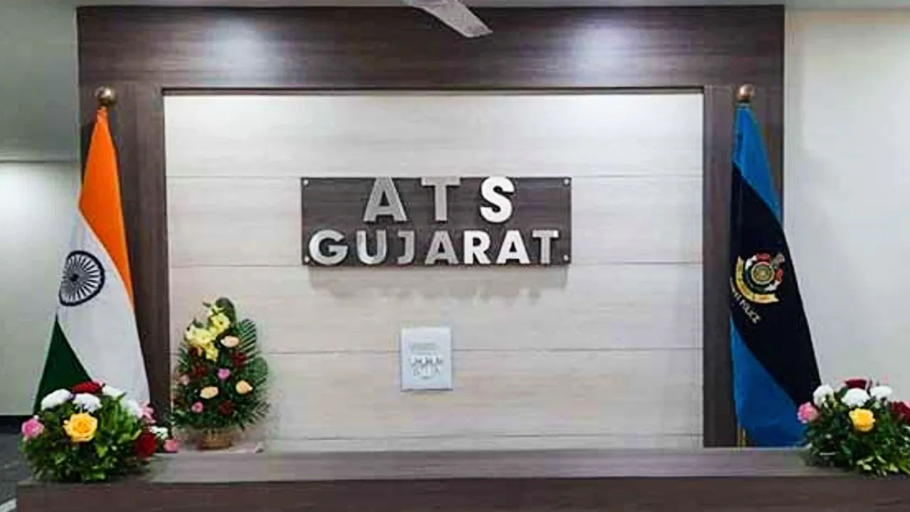 গুজরাতে ১৫০ জায়গায় ‘কালো টাকা’ উদ্ধার অভিযানে এটিএস-জিএসটি