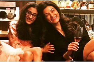 সুস্মিতা সেনের মেয়ে রেনি তাঁর ‘লাইফলাইন’-এর জন্য জন্মদিনের বিশেষ শুভেচ্ছা শেয়ার করেছেন