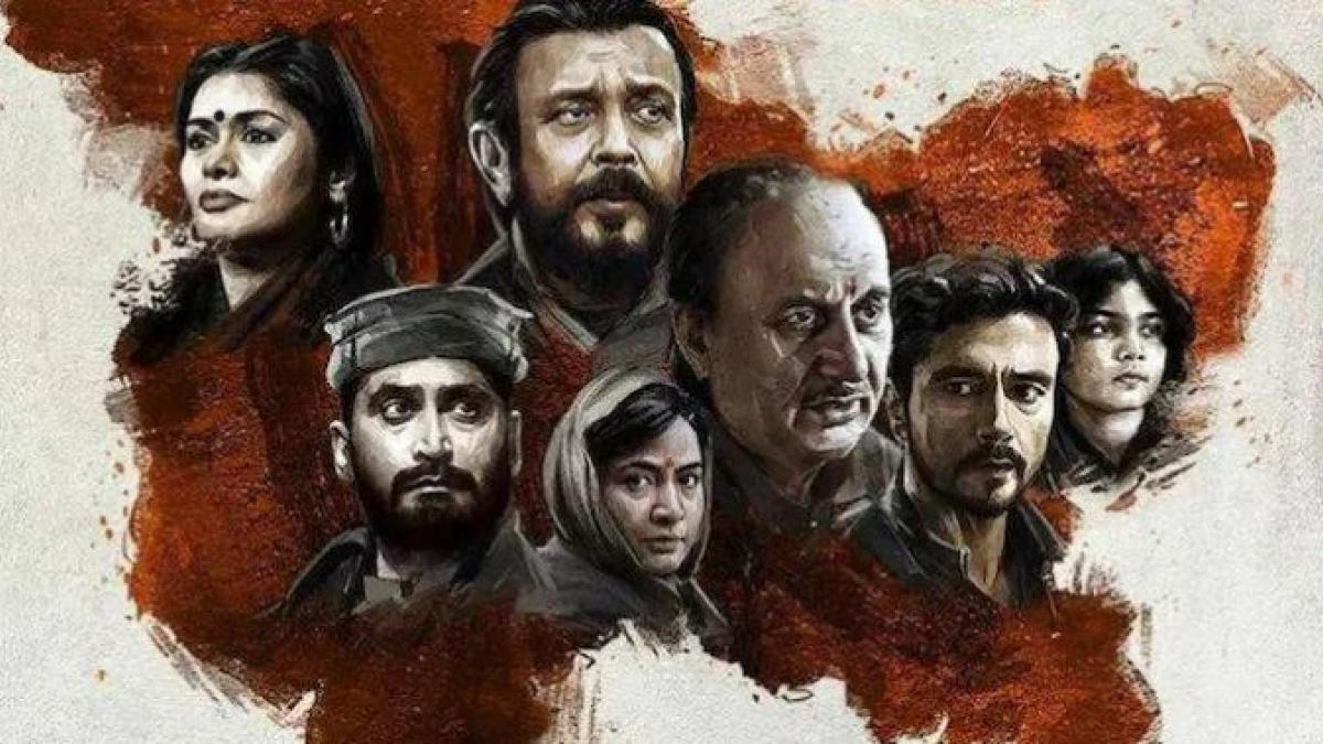 অশ্লীল ছবি ‘কাশ্মীর ফাইলস’ মন্তব্যে ‘সত্য অত্যন্ত বিপজ্জনক, তা মানুষকে মিথ্যে বলতে বাধ্য করে জবাব অনুপম-বিবেকদের