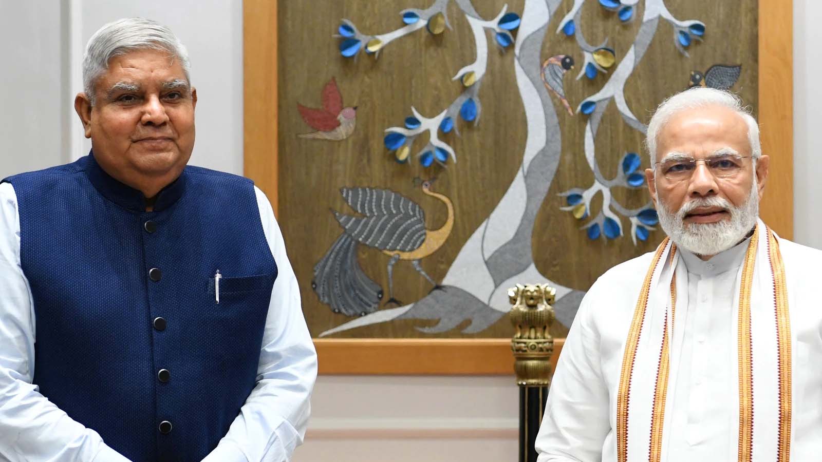 ধনকড়ের প্রশংসায় পঞ্চমুখ মোদি, বললেন ‘উনি সকলকে নিয়ে কাজ করতে জানেন’