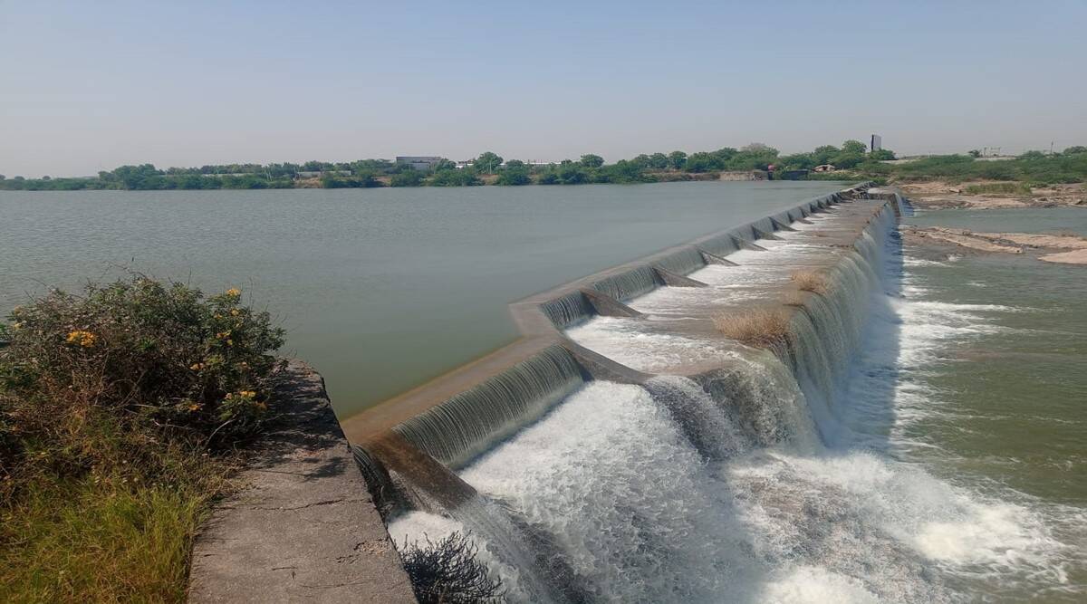 হীরাবেন মোদির সম্মানে জলাধার পেল গুজরাট