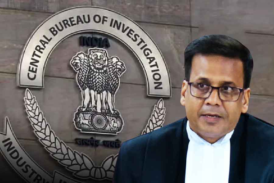 বিচারপতি বসুর ভর্ৎসনার মুখে সিবিআই ,তদন্ত শীঘ্র শেষ করার আদেশ 