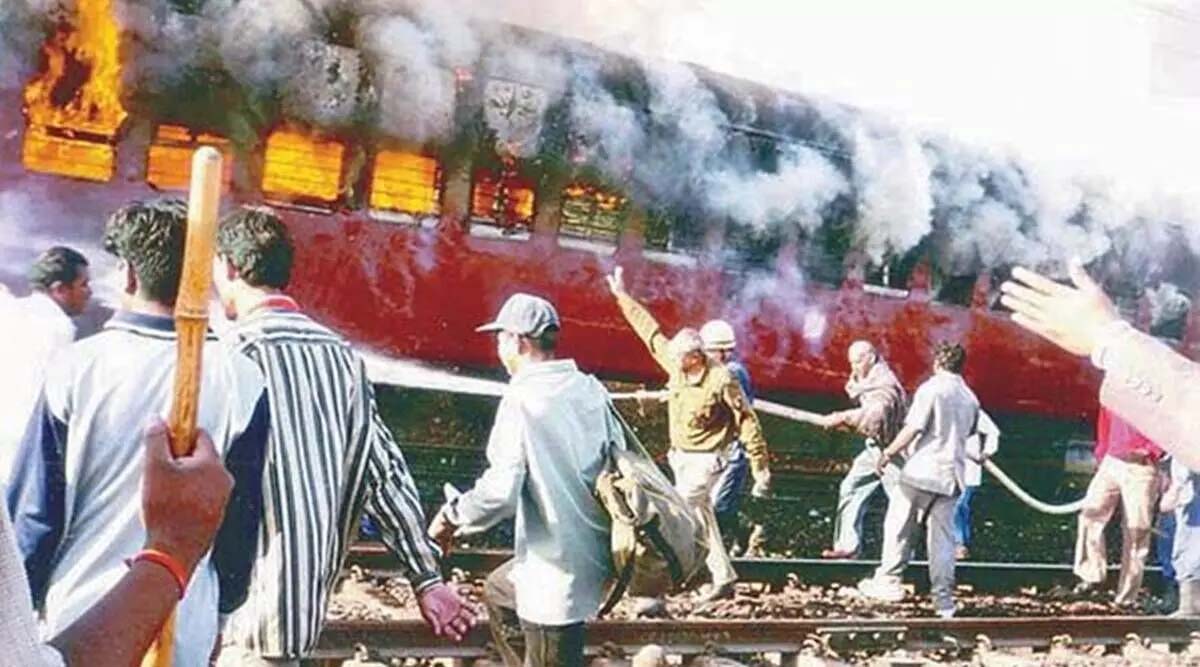 গুজরাতের গোধরা হত্যাকাণ্ডে দোষী সাব্যস্ত ১১ জনকে ফাঁসি দিতে চায় গুজরাত সরকার