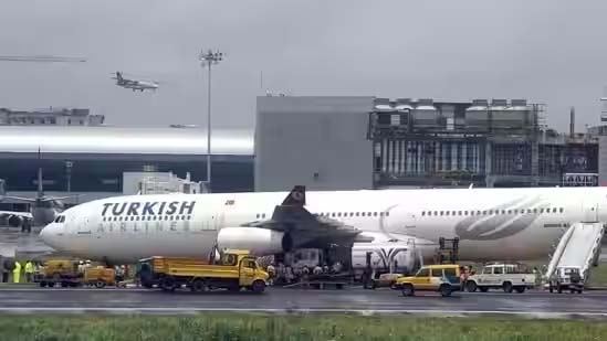 তুরস্ক ছাড়তে বিনামূল্যে উড়ান টিকিট দুই বিমান সংস্থার 