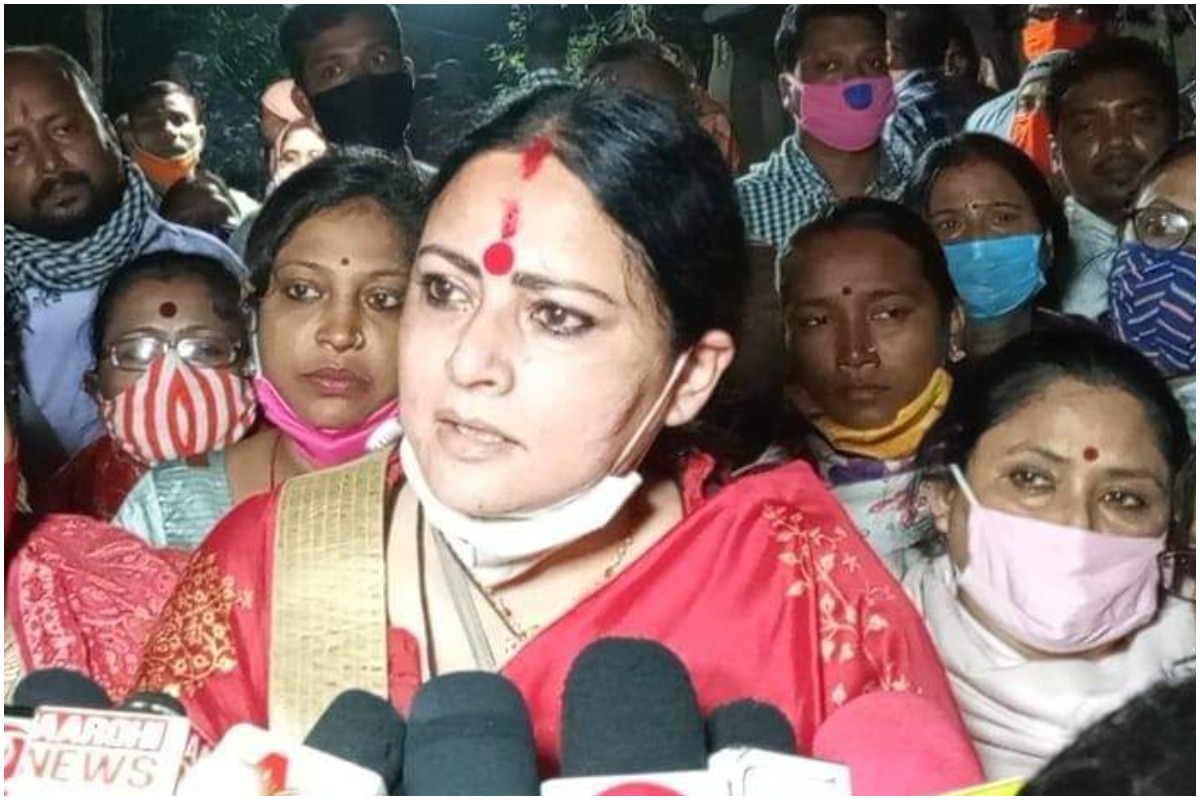 পুরনো মামলায় গ্রেফতারির আশংকায় উচ্চ আদালতের দ্বারস্থ বিজেপি নেত্রী অগ্নিমিত্রা 