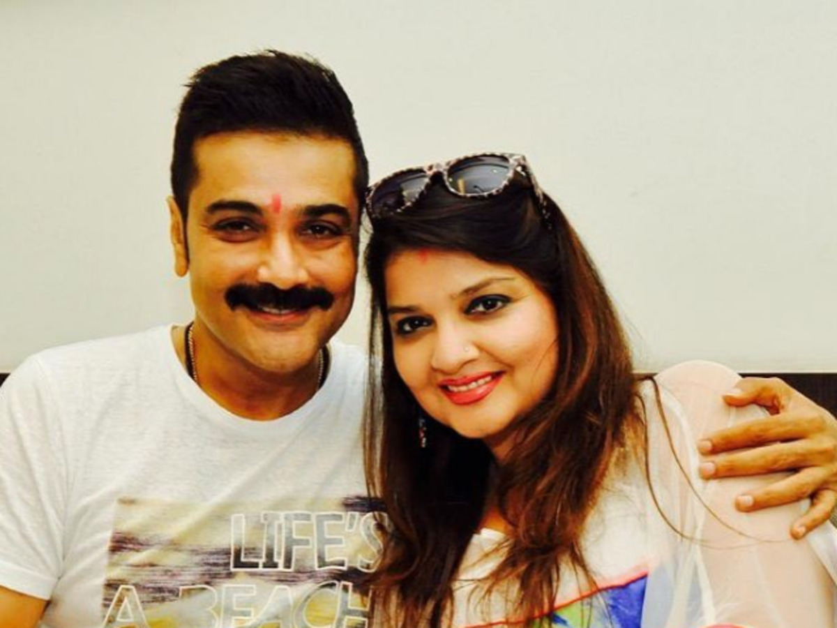 প্রসেনজিৎ চট্টোপাধ্যায়ের বোন  পল্লবী চট্টোপাধ্যায়ের অ্যাকাউন্ট থেকে উধাও ৯ লাখের বেশি টাকা 