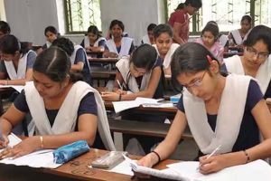 মাধ্যমিক কেন্দ্রে ভুয়ো পরীক্ষার্থী, হতবাক সকলে