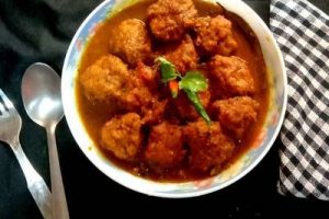 ছুটির দিনে বাড়িতেই বানিয়ে ফেলুন রুই মাছের মুইঠ্যা।