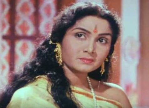 বলিউডের ‘মা’ সুলোচনার প্রয়াণে শেষ শ্রদ্ধা জানালেন প্রধানমন্ত্রী